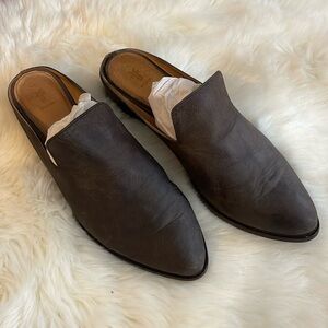 FRYE Ray Slip On Mules